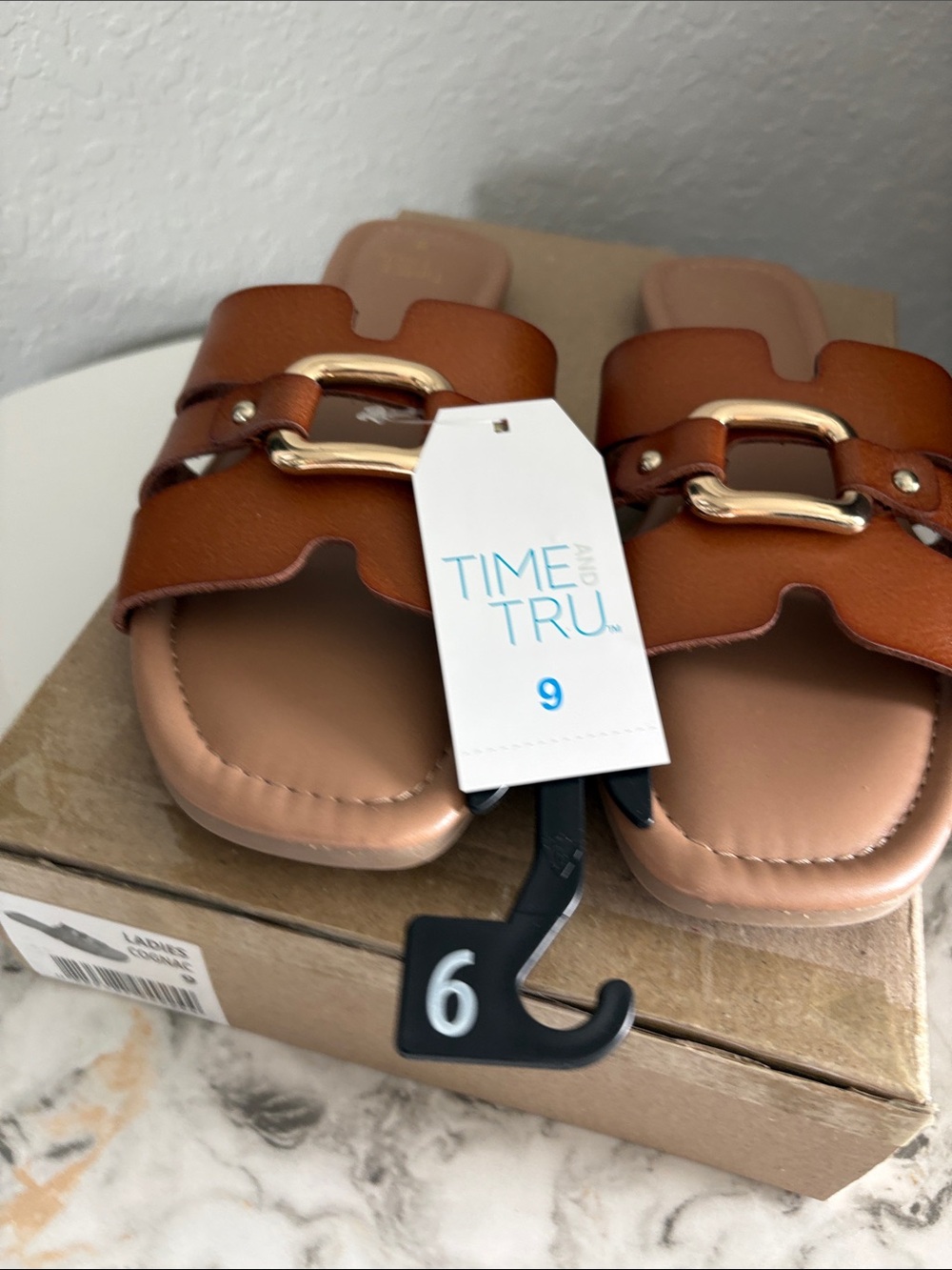 Time and Tru Tan Brown Slide Sandals with Gold Buckle Size 9 - Picture 3 of 9